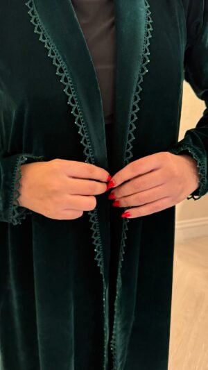 Alternative view of Green velvet chashmer abaya