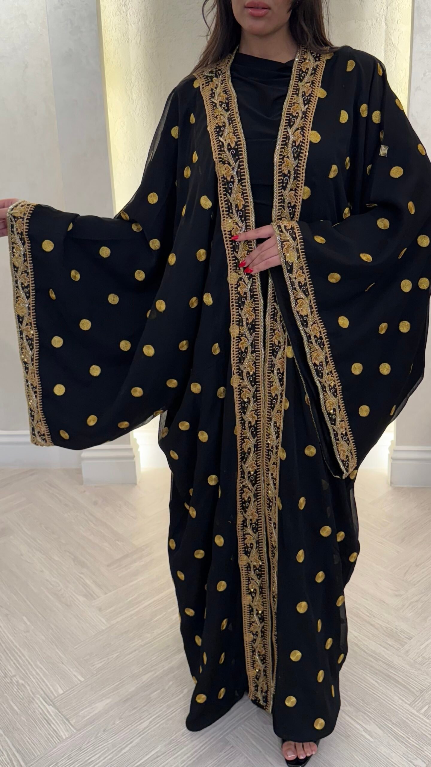 Dots on dots - Image 7