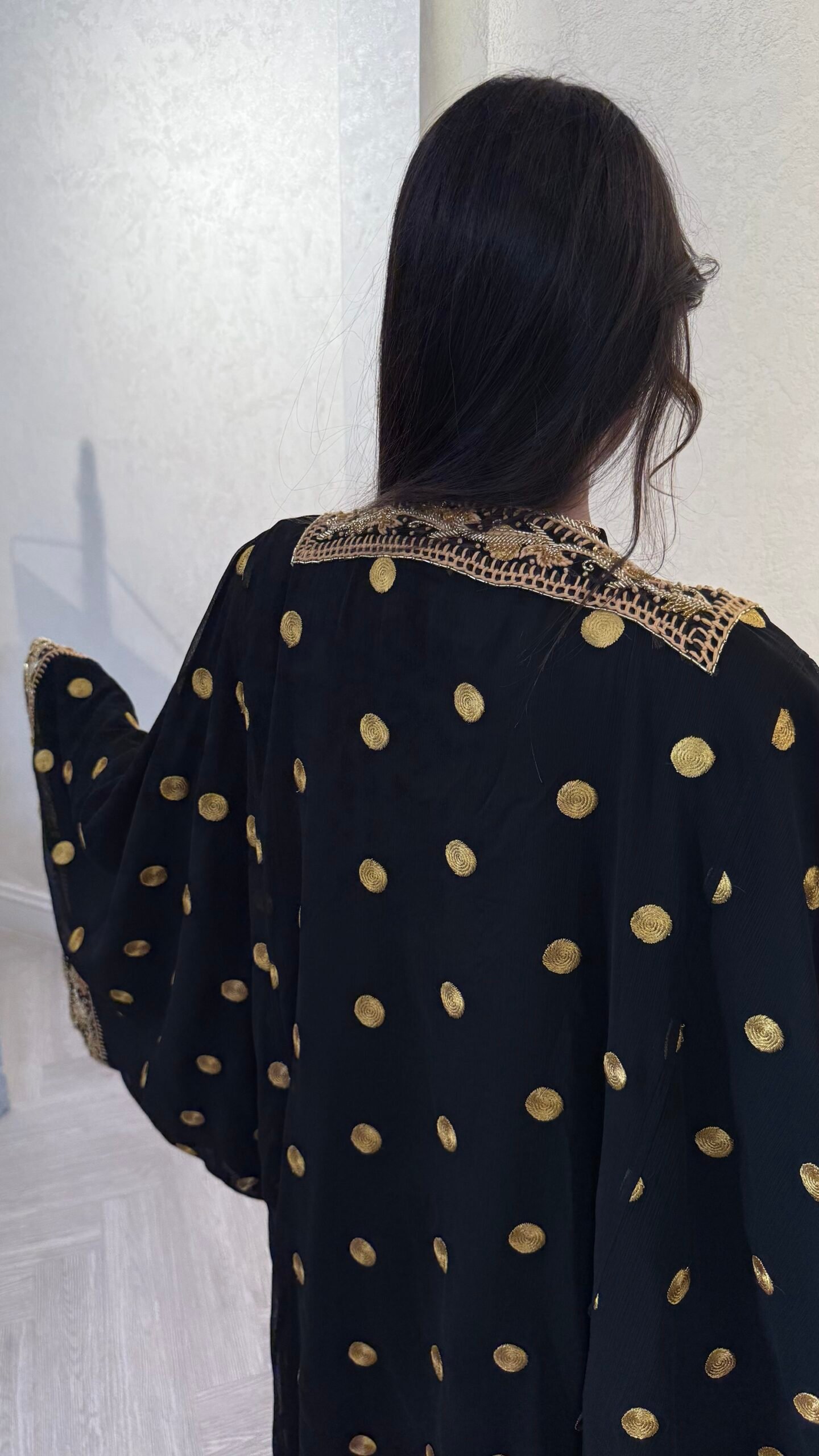 Dots on dots - Image 2